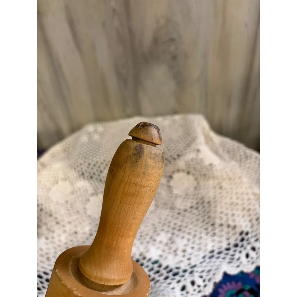 Vintage Wood Rolling Pin Farmhouse Kitchen Baker Tool USA